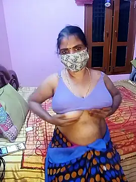 Snapshot of KannadaTamilTeluguBeauty chatting on October 2025 08:32:02 PM KannadaTamilTeluguBeauty online show from October 2025 08:32:02 PM