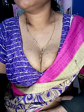 Snapshot of KannadaTamilTeluguBeauty chatting on January 2026 01:29:01 PM KannadaTamilTeluguBeauty online show from January 2026 01:29:01 PM