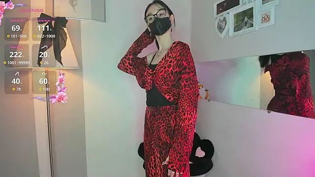 Molllysdays online show from November 2025 10:58:01 PM