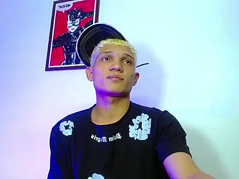 EL VENEZOLANO 22CM online show from October 2025 04:35:01 AM