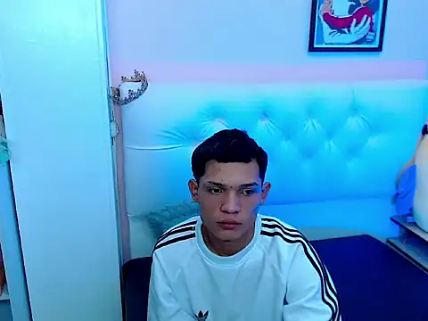EL VENEZOLANO 22CM online show from September 2025 07:12:01 AM