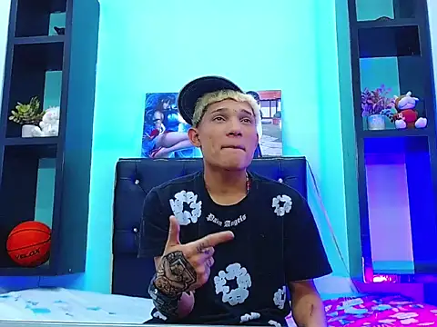 EL VENEZOLANO 22CM online show from November 2025 03:27:01 AM