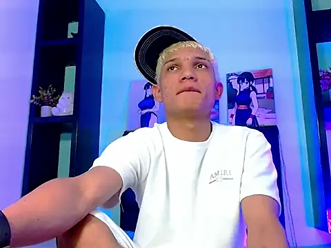 EL VENEZOLANO 22CM online show from October 2025 04:44:02 AM