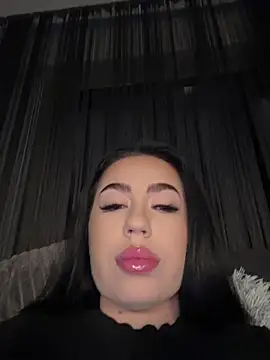 Andrestarr online show from July 2026 07:10:01 PM