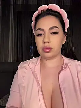 Andrestarr online show from June 2026 07:02:02 PM