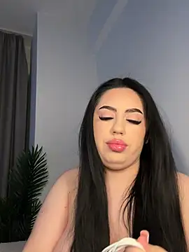 Andrestarr online show from April 2026 05:38:01 PM