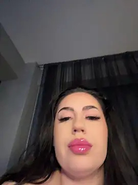 Andrestarr online show from June 2026 07:41:02 PM