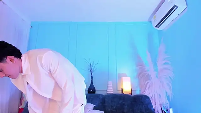 SandroVeyra online show from November 2025 03:21:02 AM