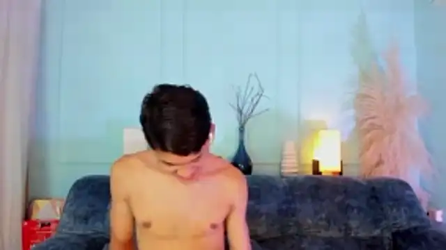 SandroVeyra online show from November 2025 03:32:01 AM