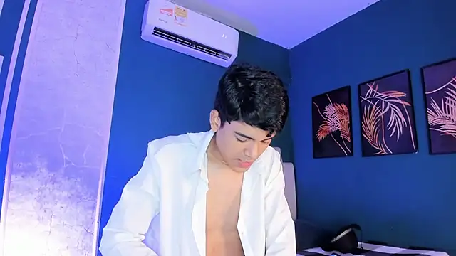 SandroVeyra online show from October 2025 02:22:02 AM