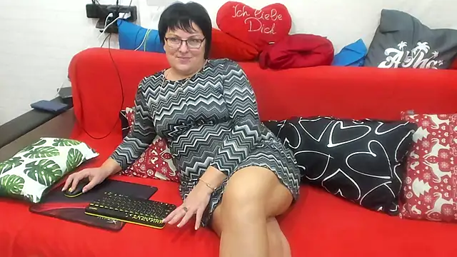 KittyCharm online show from January 2026 10:58:01 PM