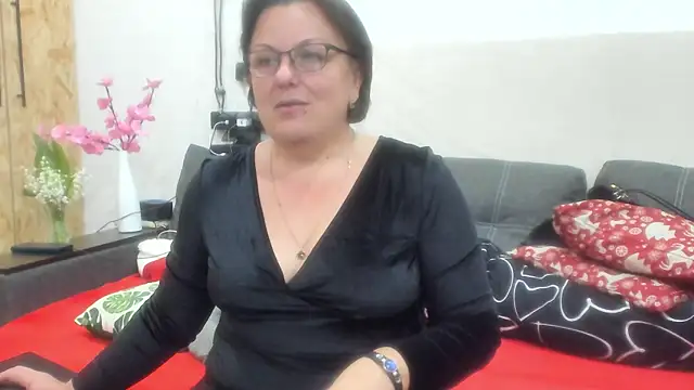 Snapshot of KittyCharm chatting on May 2026 10:08:01 PM KittyCharm online show from May 2026 10:08:01 PM
