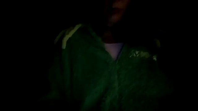 Snapshot of samantaatw chatting on September 2025 11:32:01 PM samantaatw online show from September 2025 11:32:01 PM