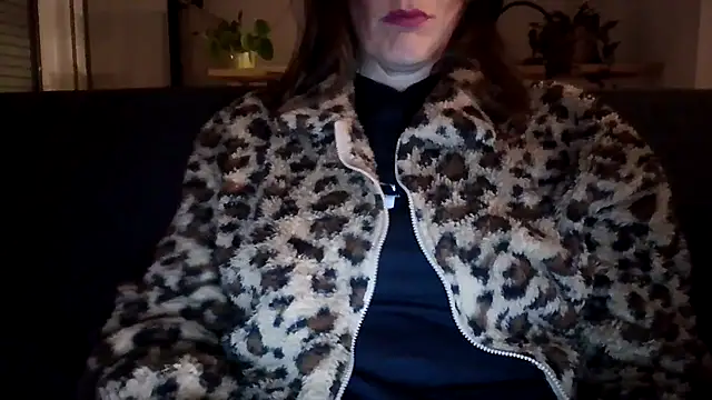 Snapshot of samantaatw chatting on September 2025 09:10:02 PM samantaatw online show from September 2025 09:10:02 PM