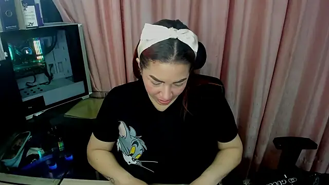 alexiaystive3 online show from October 2025 03:13:02 PM