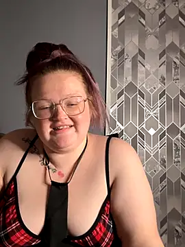 Snapshot of AmberBliss-X chatting on October 2025 09:16:02 PM AmberBliss-X online show from October 2025 09:16:02 PM