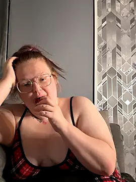 Snapshot of AmberBliss-X chatting on October 2025 07:44:02 PM AmberBliss-X online show from October 2025 07:44:02 PM