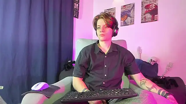 Jerry Cole online show from October 2025 02:45:01 AM