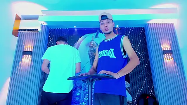 Iam Steven online show from September 2025 12:34:01 PM