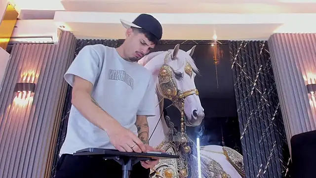 Iam Steven online show from March 2026 01:40:02 PM