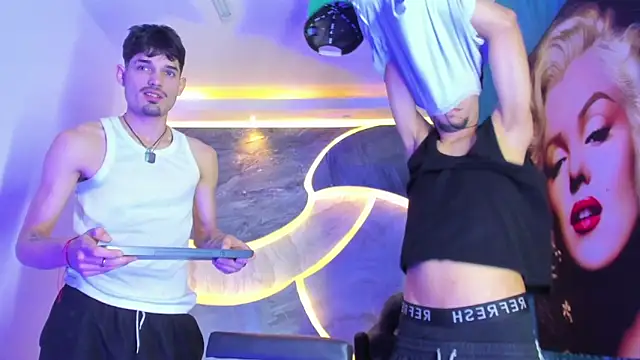 Iam Steven online show from October 2025 05:28:01 AM