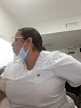 Aliciabloom online show from January 2026 10:58:02 PM