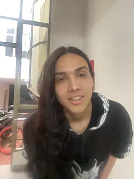 Almaazz online show from May 2026 07:40:02 PM