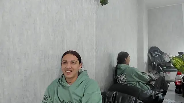 Almaazz online show from September 2025 08:15:02 PM