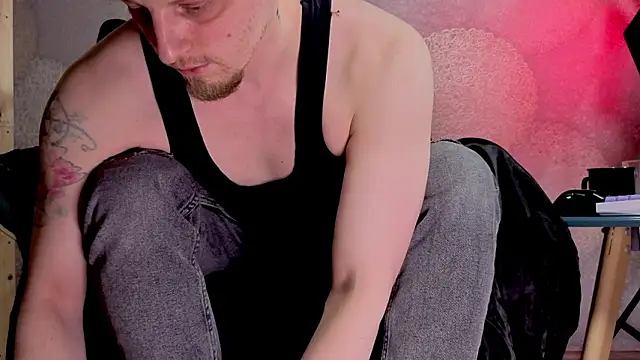 Snapshot of Vincent_Hardman chatting on February 2026 08:11:02 PM Vincent Hardman online show from February 2026 08:11:02 PM