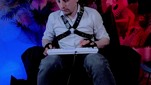 Vincent Hardman online show from April 2026 08:10:02 PM