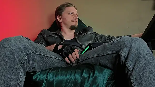 Snapshot of Vincent_Hardman chatting on February 2026 04:25:02 PM Vincent Hardman online show from February 2026 04:25:02 PM