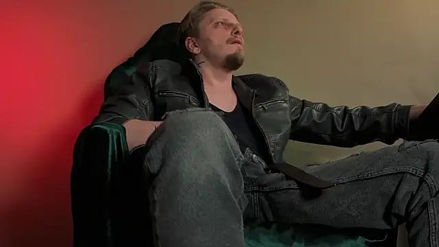 Snapshot of Vincent_Hardman chatting on February 2026 04:31:02 AM Vincent Hardman online show from February 2026 04:31:02 AM