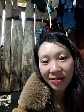 bonnie-00 online show from December 2025 12:01:02 AM