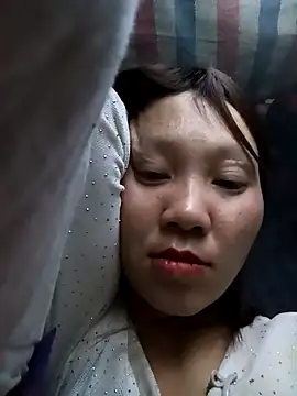 bonnie-00 online show from April 2026 03:40:02 PM