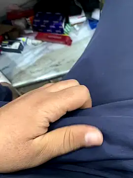 Snapshot of ali__ali210 chatting on November 2025 02:00:02 PM ali ali210 online show from November 2025 02:00:02 PM