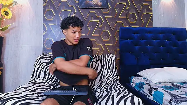 Snapshot of fire_drako_ chatting on June 2026 10:27:02 PM fire drako online show from June 2026 10:27:02 PM