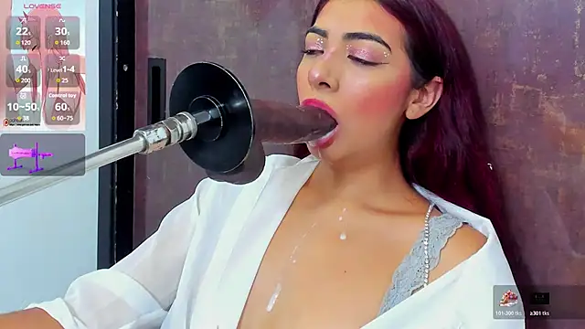 Snapshot of cherry_skinny_ chatting on December 2025 03:55:01 AM cherry skinny online show from December 2025 03:55:01 AM