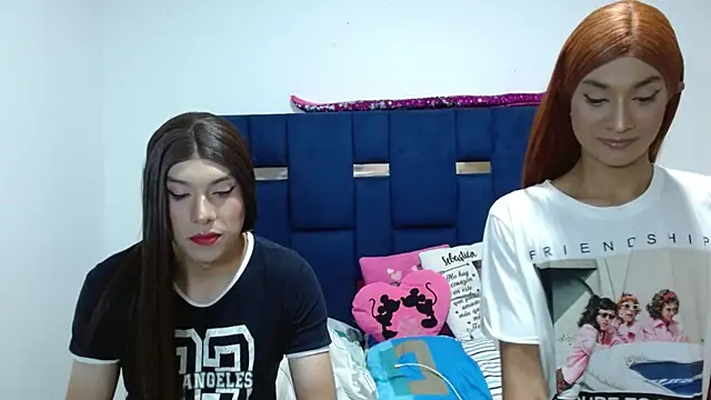 PinkLuna LolaBloom online show from February 2026 03:06:01 AM