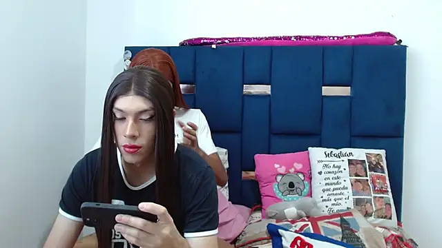 PinkLuna LolaBloom online show from January 2026 06:00:02 PM