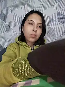 melzinhah03 online show from July 2026 12:06:02 AM