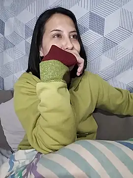 melzinhah03 online show from June 2026 03:25:01 AM