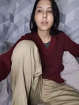 melzinhah03 online show from May 2026 06:02:02 AM
