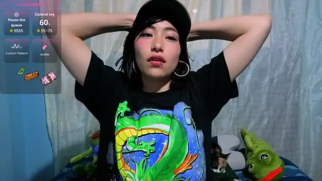 Sullyoonn online show from February 2026 02:22:02 AM