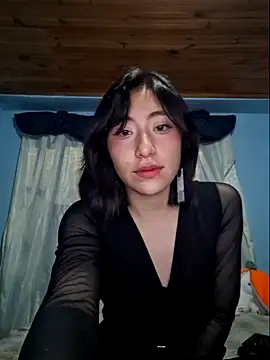 Sullyoonn online show from March 2026 02:13:02 AM