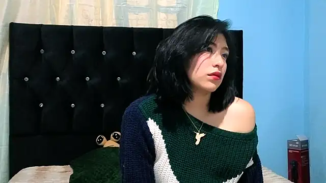 Sullyoonn online show from October 2025 01:58:01 AM