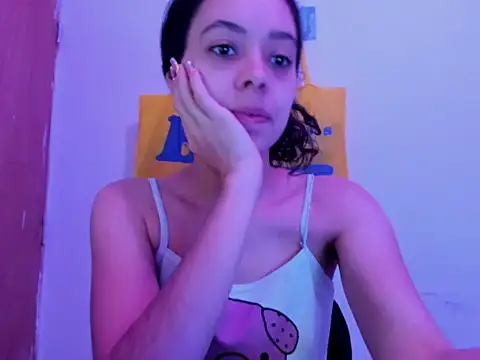 Annie rosse1017 online show from February 2026 06:47:02 AM