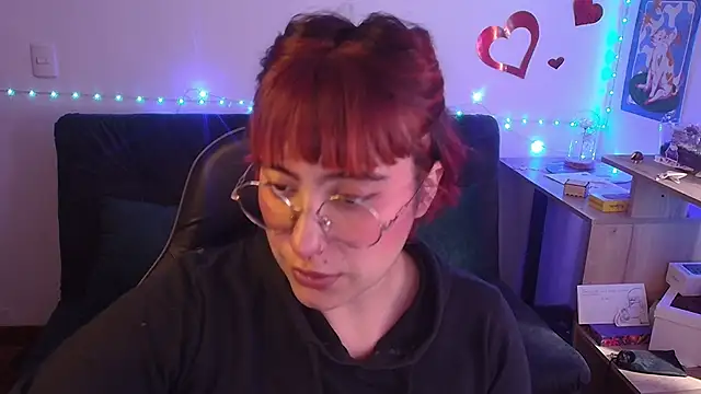 Miacatsito3 online show from April 2026 08:10:02 PM