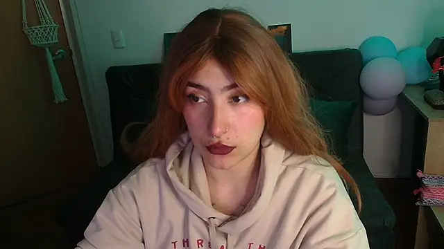 Miacatsito3 online show from November 2025 11:48:02 PM