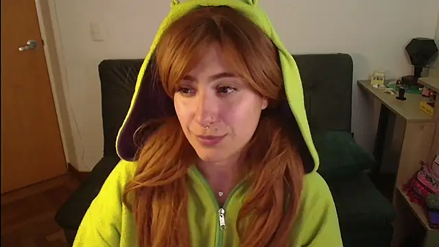 Miacatsito3 online show from October 2025 04:33:01 AM