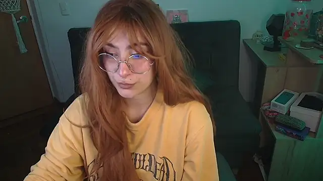 Miacatsito3 online show from November 2025 02:26:01 AM